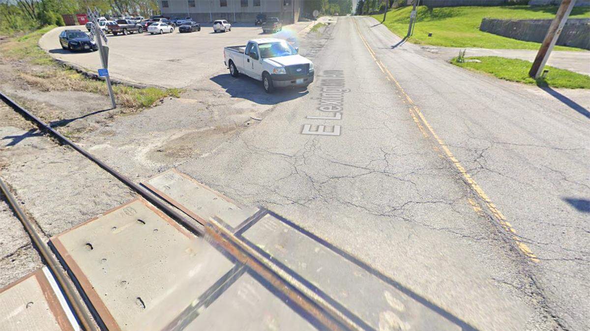 Missouri can’t put gates at every railroad crossing, but here’s how to reduce crashes