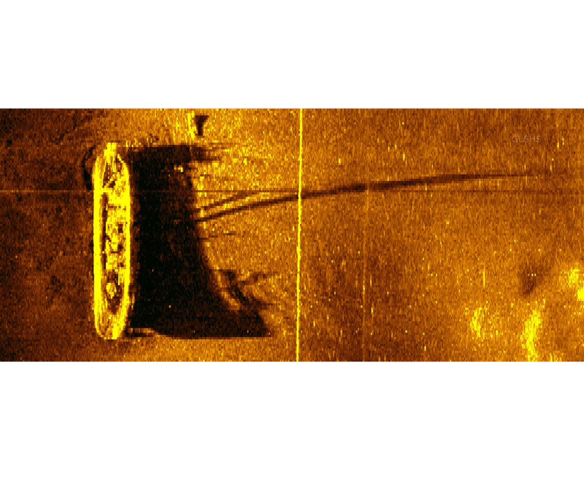Sonar image of “Adella Shores”