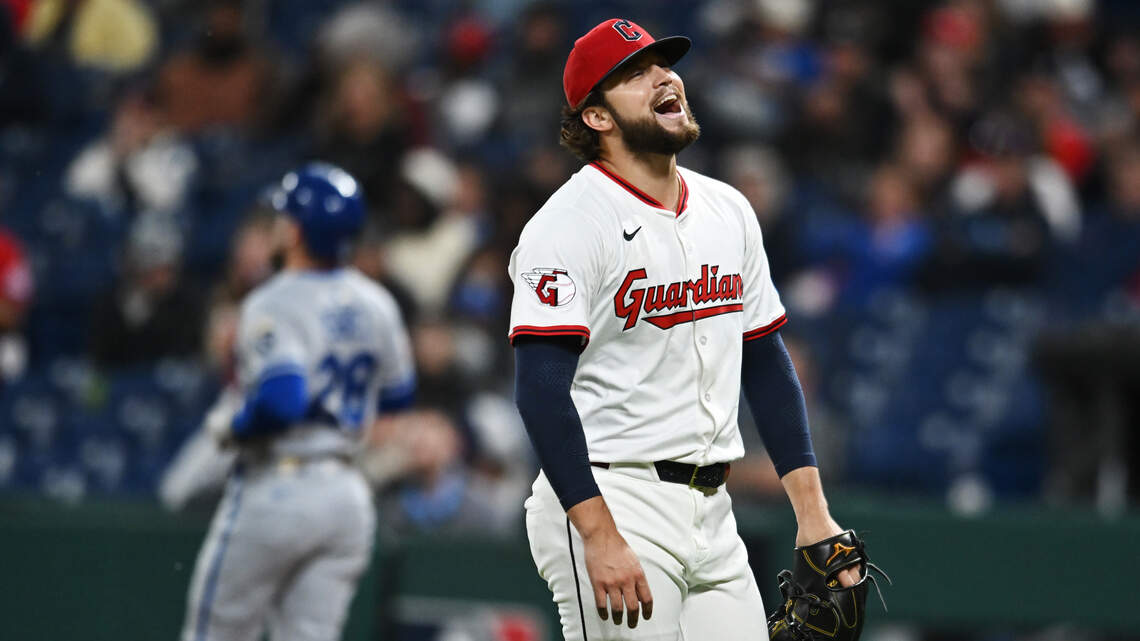 A perplexing (and frustrating) Royals trend is shrinking their playoff odds