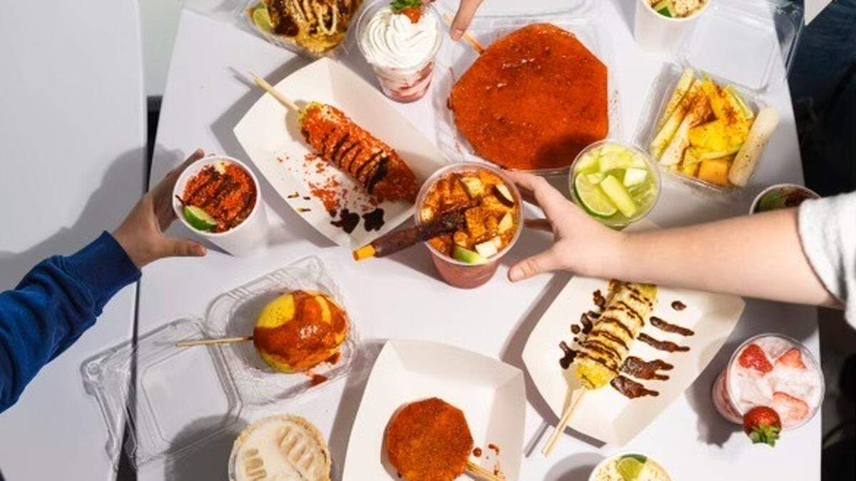 Snack Bar in Lenexa offers Mexican cocktails, snacks and more.