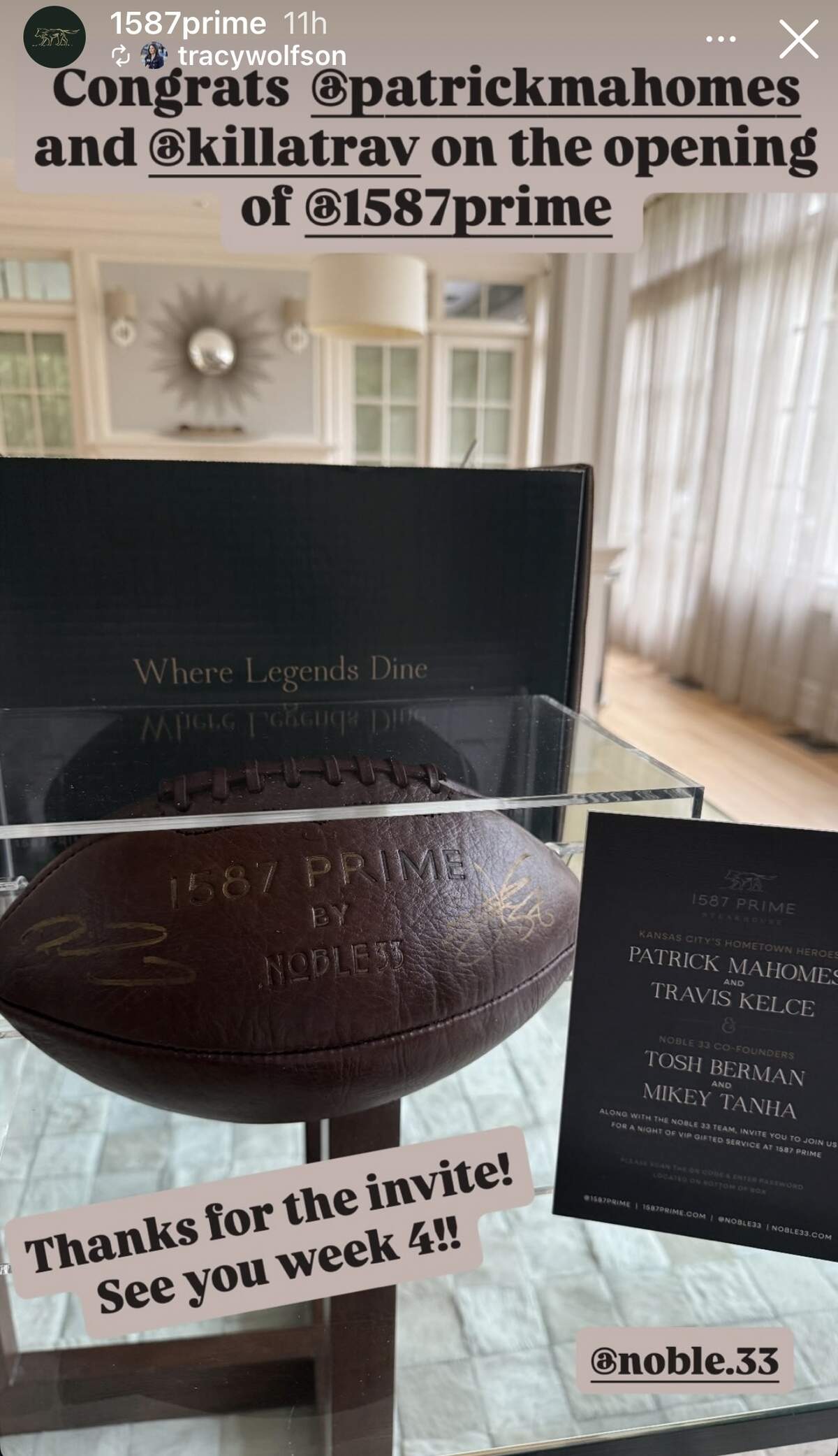 Sportscaster Tracy Wolfson scored an invite.