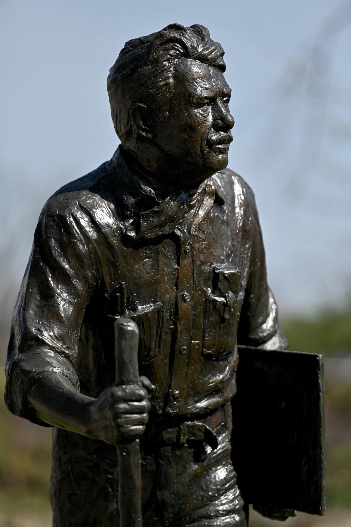 This statue of Thomas Hart Benton stands in front of the Jannes Library at the Kansas City Art Institute, where Benton taught from 1935 to 1941. The sculpture is an enlargement of one by Charles Banks Wilson.