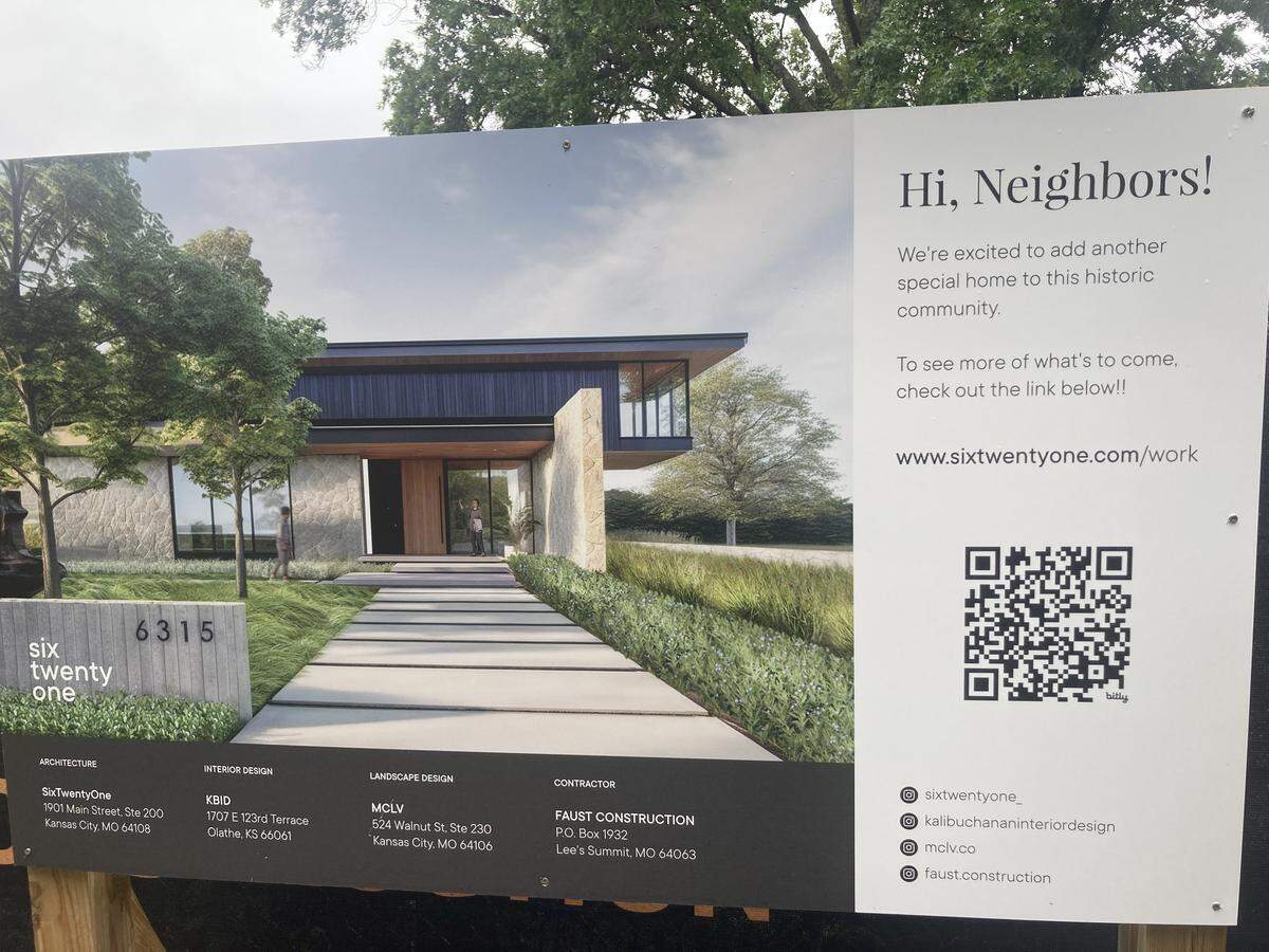 An on-site rendering of the nearly 10,000-square-foot home under construction at 6315 Ward Parkway, just north of the Meyer’s Circle.