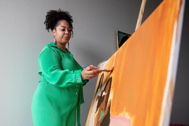 Kansas City artist flaunts the beauty of Black hair | Kansas City Star