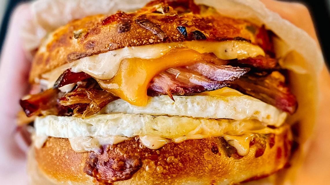 Nationwide breakfast franchise opens fifth location in the Kansas City area