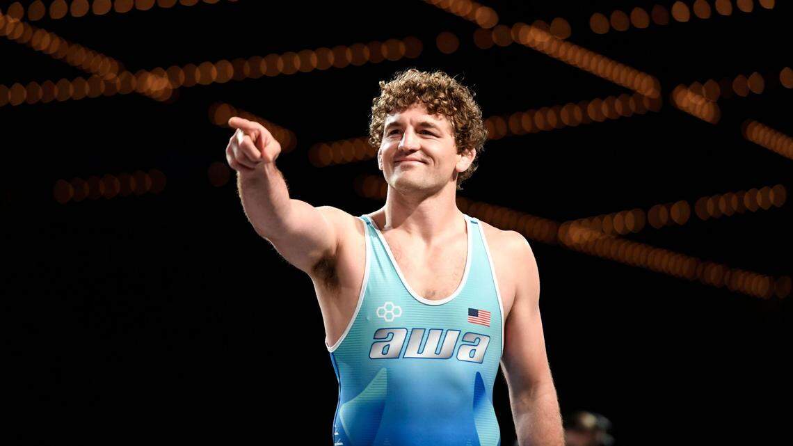 Former Mizzou wrestler Ben Askren battles pneumonia, may need lung transplant