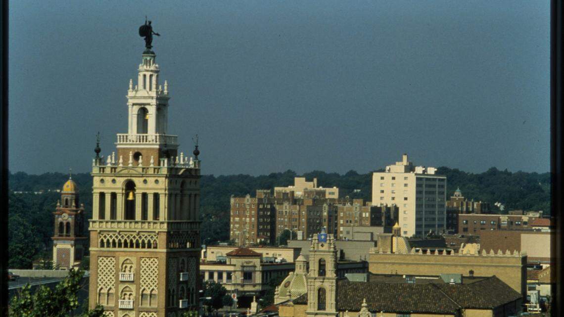 The Giralda Tower on the Country Club Plaza will ring again. Here’s when