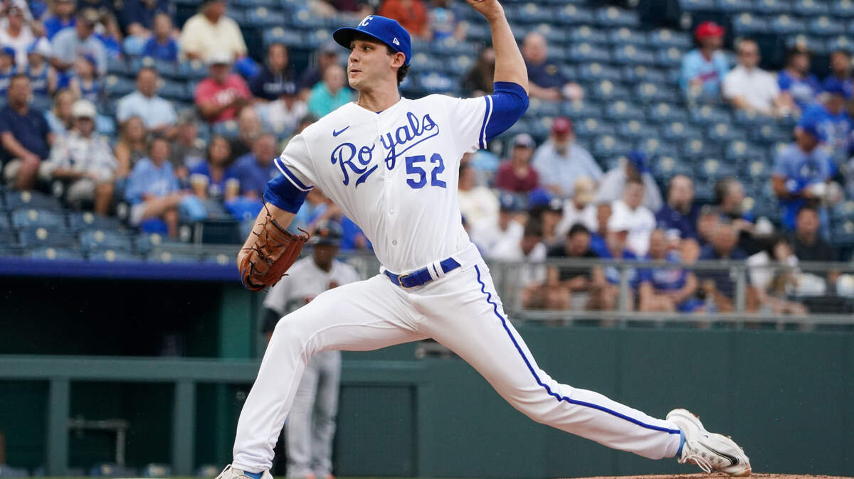 Daniel Lynch IV experienced a drop in velocity during Tuesday night’s start for the Royals against the Detroit Tigers at Kauffman Stadium. On Wednesday, the club placed him on the 15-day injured list.