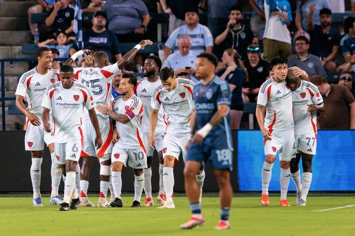 FC Dallas celebrates after a goal by midfielder Luciano Acosta (10) during the second half against Sporting Kansas City at Children’s Mercy Park on June 14, 2025.