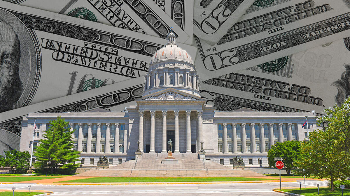 Missouri lawmakers this week approved a controversial bill that would make gold and silver legal tender in the state.
