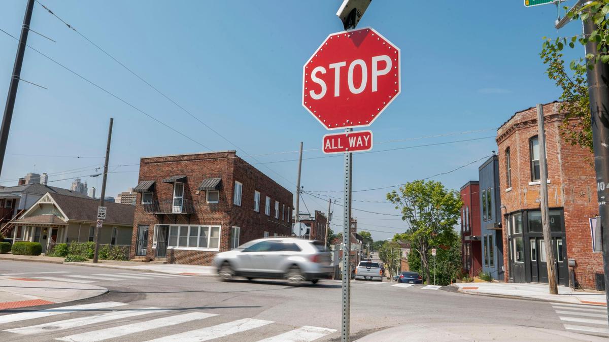 Get to know Columbus Park: tight-knit neighbors, skateboards & dining from Vietnam to Italy