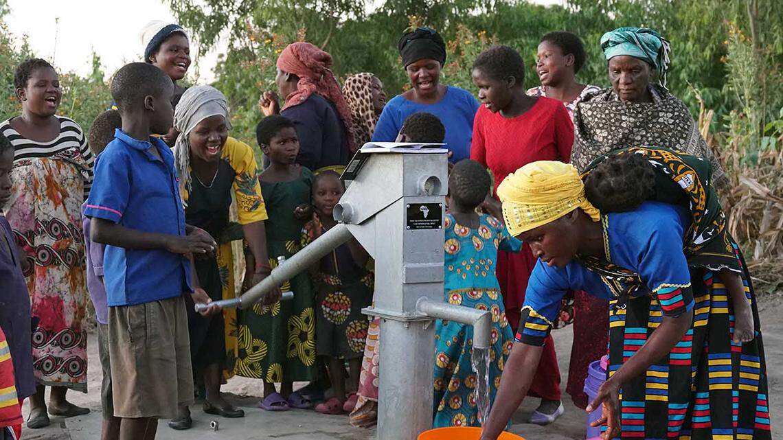 A KC-area nonprofit is giving households in Congo access to both clean water and hygienic latrines.