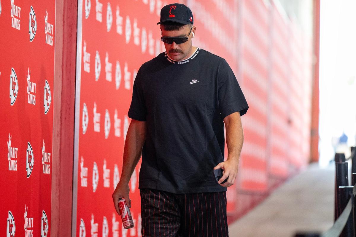 Kansas City Chiefs tight end Travis Kelce walks down the tunnel before a game on Saturday against the Detroit Lions.