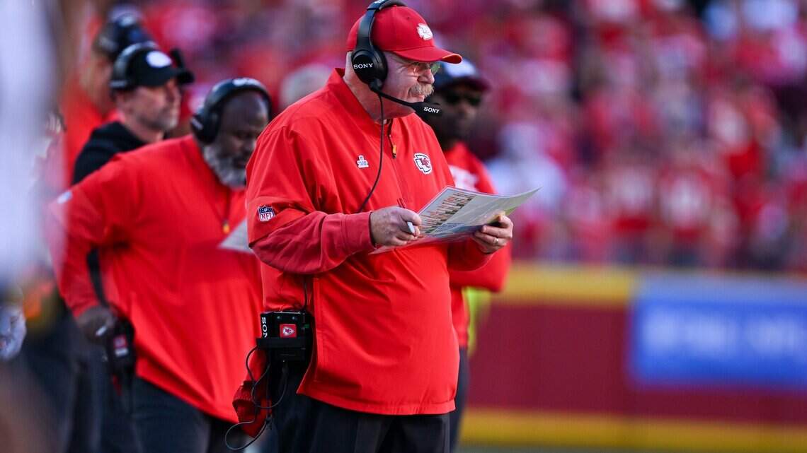Roughing-the-passer call on the Chiefs upsets Andy Reid, fans and rules analyst