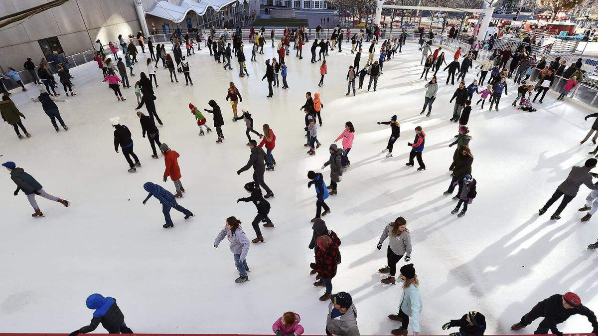 The Crown Center Ice Terrace is open for the season.