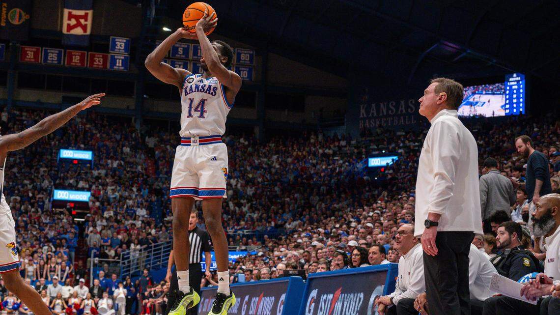 KU Jayhawks are 1 game out of 1st place entering Saturday’s showdown at Iowa St.