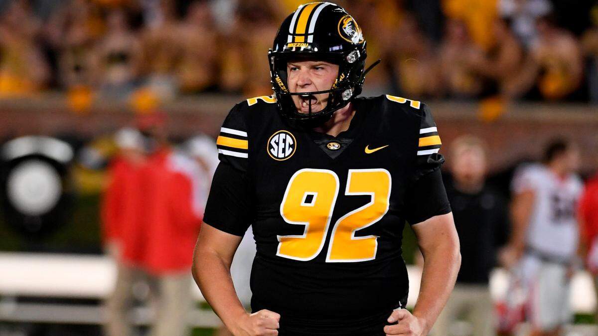 Missouri placekicker Harrison Mevis celebrates after making a 41-yard field goal during the first half of Saturday’s game against Georgia in Columbia.
