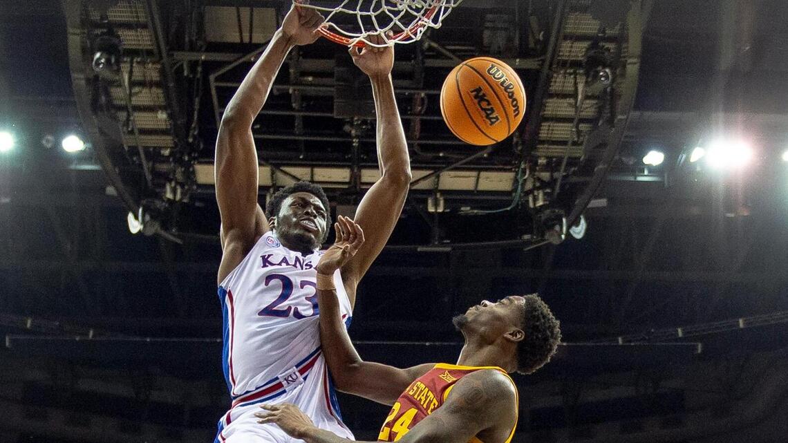 Kansas center Ernest Udeh needed only 8 minutes to make mark against Iowa State