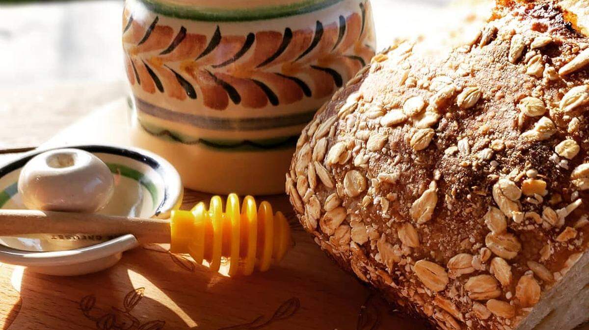 A new bakery and coffee shop will open in the North Hyde Park neighborhood next year.