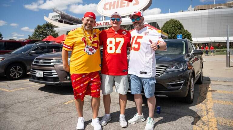 Swiss Chiefs fans impressed by pregame tailgating on 6,500-mile trip to Arrowhead