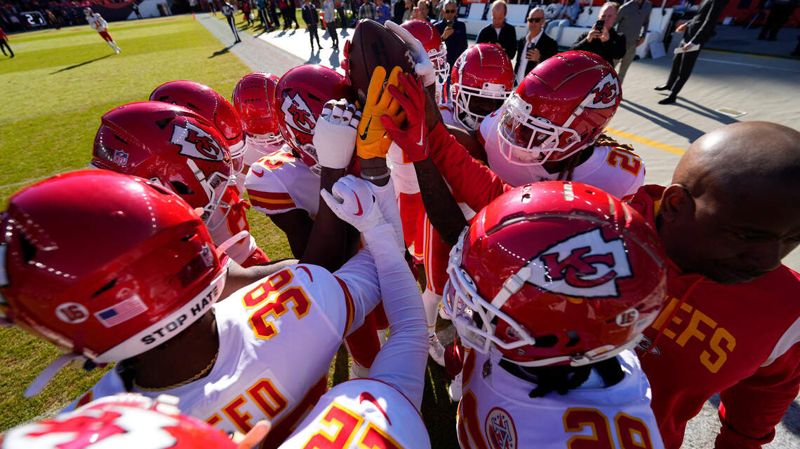Chiefs-Broncos game center: Recap and highlights from Kansas City’s win over Denver