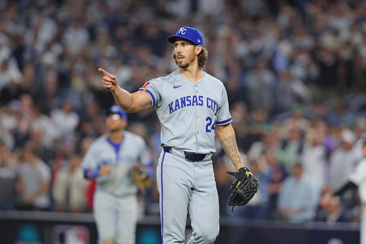 Kansas City Royals pitcher Michael Lorenzen (24) reacts against the New York Yankees during Game 1 of the ALDS at Yankee Stadium on Oct. 5, 2024.
