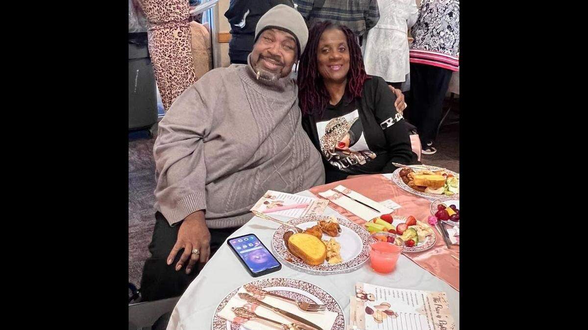 “I knew he baked things and gave them away for free but people would say he baked this for a baby shower or he baked me a cake for my wedding. He used his gifts to help people,” said his sister, Ernestine Washington.