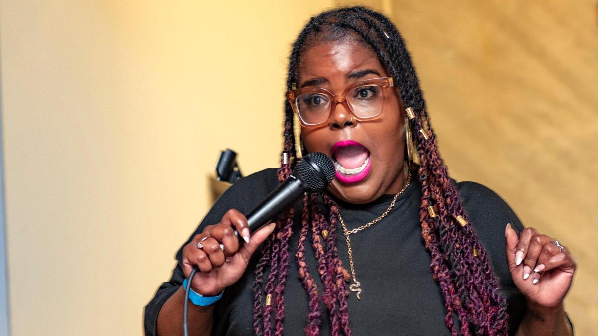 Comedian Janell Banks did her stand-up comedy routine at Boulevard Brewing Co. for the recent “Stand-Up Comedy Showcase.”
