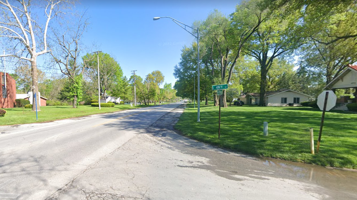 A Kansas City woman was charged with attempted kidnapping after she allegedly tried to kidnap a 5-year-old boy as the child was walking with his father near the intersection of 49th Street and Blue Ridge Boulevard.