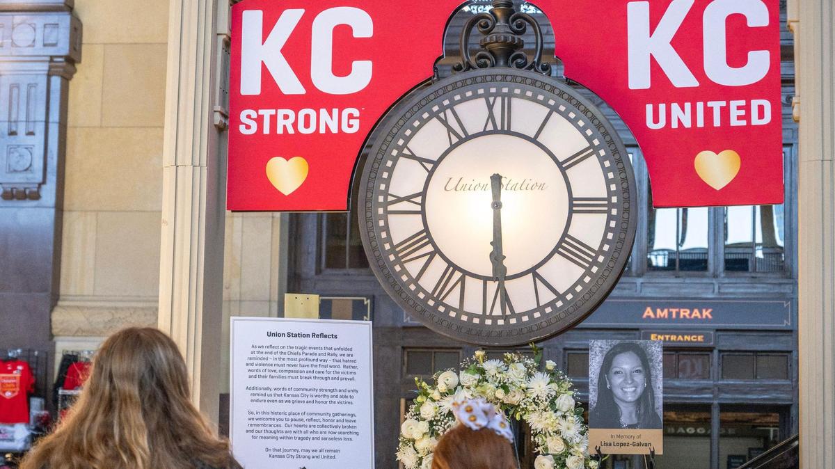 Visitors take a moment to look at a memorial for Lisa Lopez-Galvan inside Union Station on Sunday, Feb. 18, 2024, in Kansas City. Lopez-Galvan was killed Wednesday at Union Station in a hail of gunfire following the Kansas City Chiefs Super Bowl LVIII victory parade.