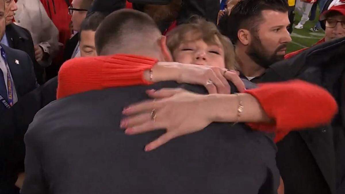 Travis Kelce and Taylor Swift shared a sweet moment on the field after the Chiefs booked a spot in the Super Bowl.