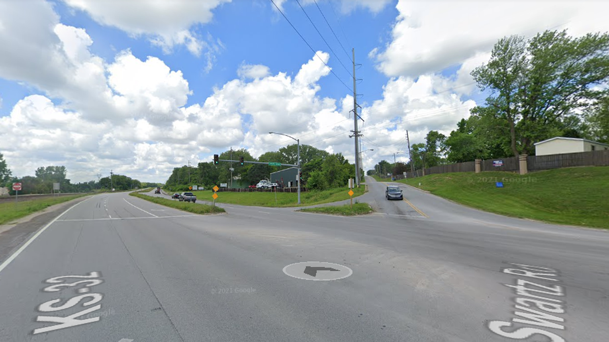 Kansas City, Kansas police are investigating a fatal crash that occurred Friday evening near the intersection of Kaw Drive and Swartz Road.
