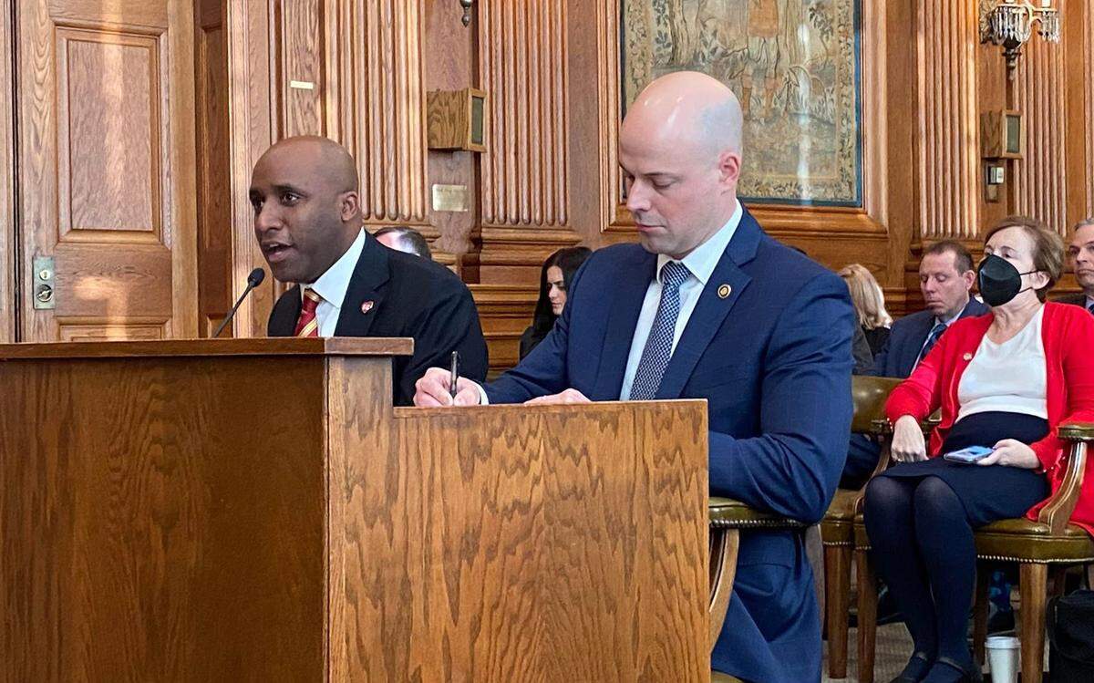 Kansas City Mayor Quinton Lucas, left, and state Sen. Tony Luetkemeyer, a Parkville Republican, during a hearing Tuesday, Jan. 11, 2022 over funding requirements for Kansas City police.