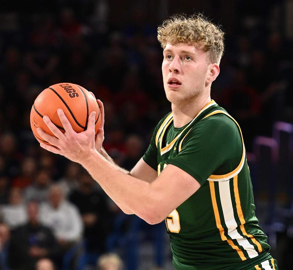Kansas City native Zane Meeks committed to Wichita State on Sunday.
