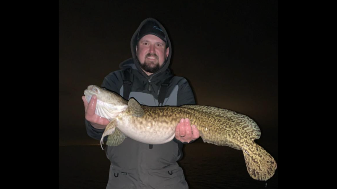 Phillip Duracz broke the Indiana state record for burbot, just two weeks after another man broke the 32-year record.