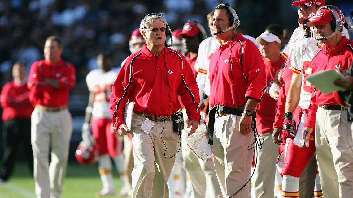 Ode to former Chiefs exec pivotal in Dick Vermeil’s career, part of 4 Super Bowls