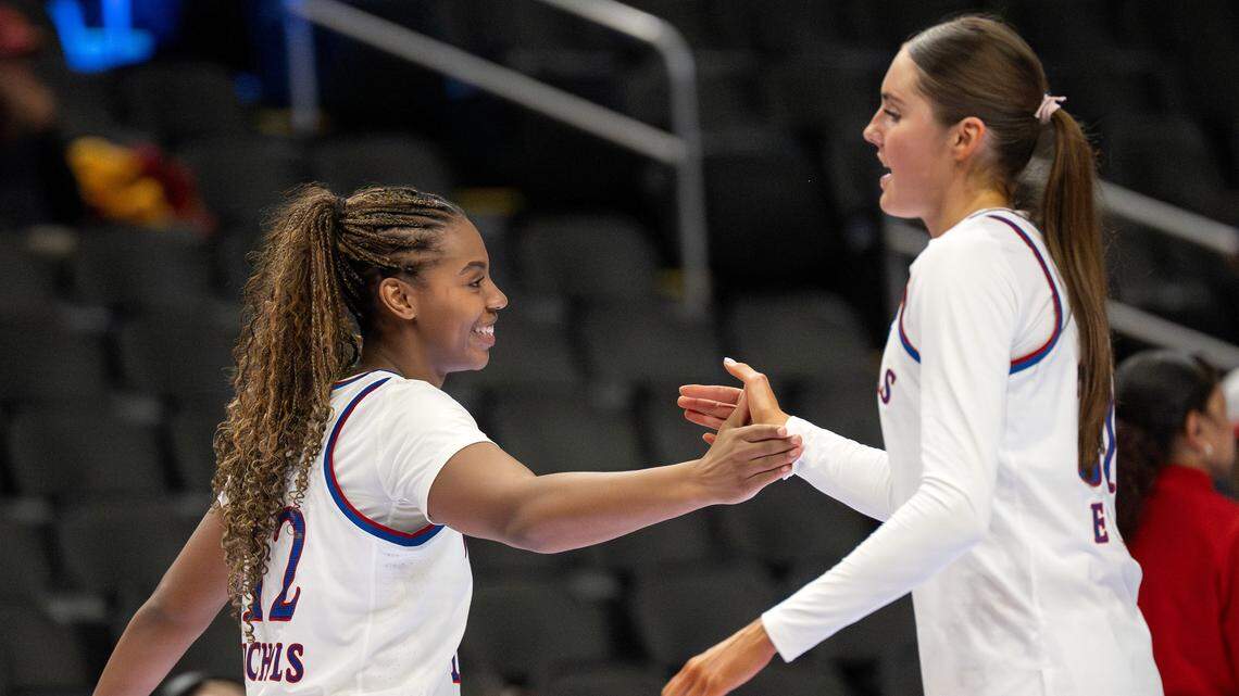 Kansas women’s basketball cruises past Rice to reach WBIT quarterfinals