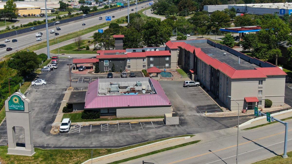 The Lenexa City Council rejected a special use permit the would have allowed Kansas City homeless service provider reStart Inc. to convert the La Quinta Inn at West 95th Street and Interstate 35 into a homeless shelter.