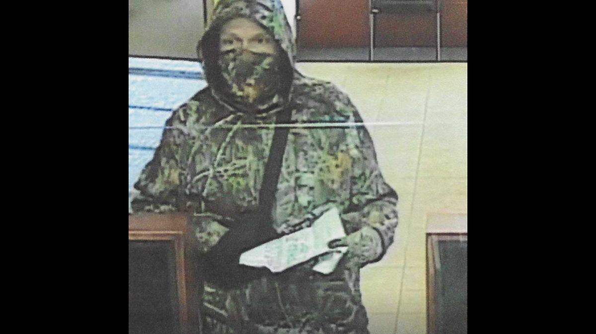 A 27-year-old man is accused of robbing the US Bank in Olathe on Monday by handing the teller a note that threatened of a shooting if $25,000 was not given to him.