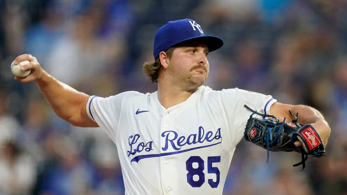 Kansas City Royals starting pitcher Jonathan Heasley throws during the first inning of a baseball game against the Seattle Mariners Friday, Sept. 17, 2021, at Kauffman Stadium in Kansas City, Mo.