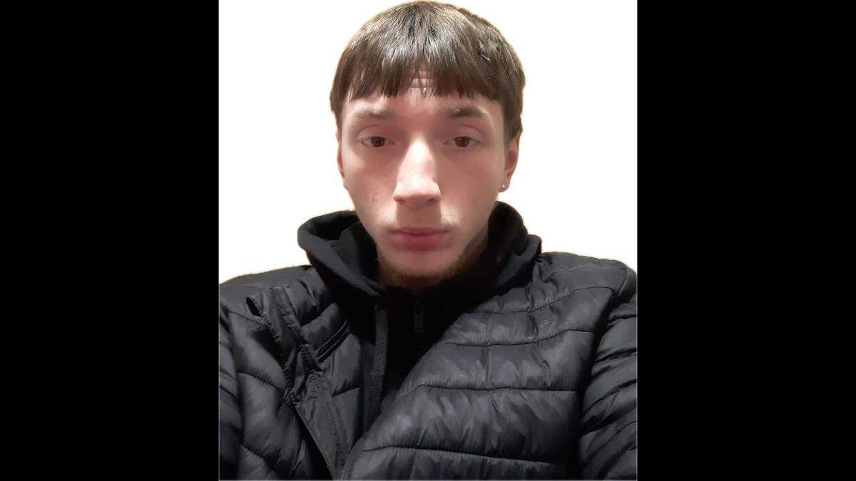 A photo of 19-year-old Preston Bell, missing from Independence