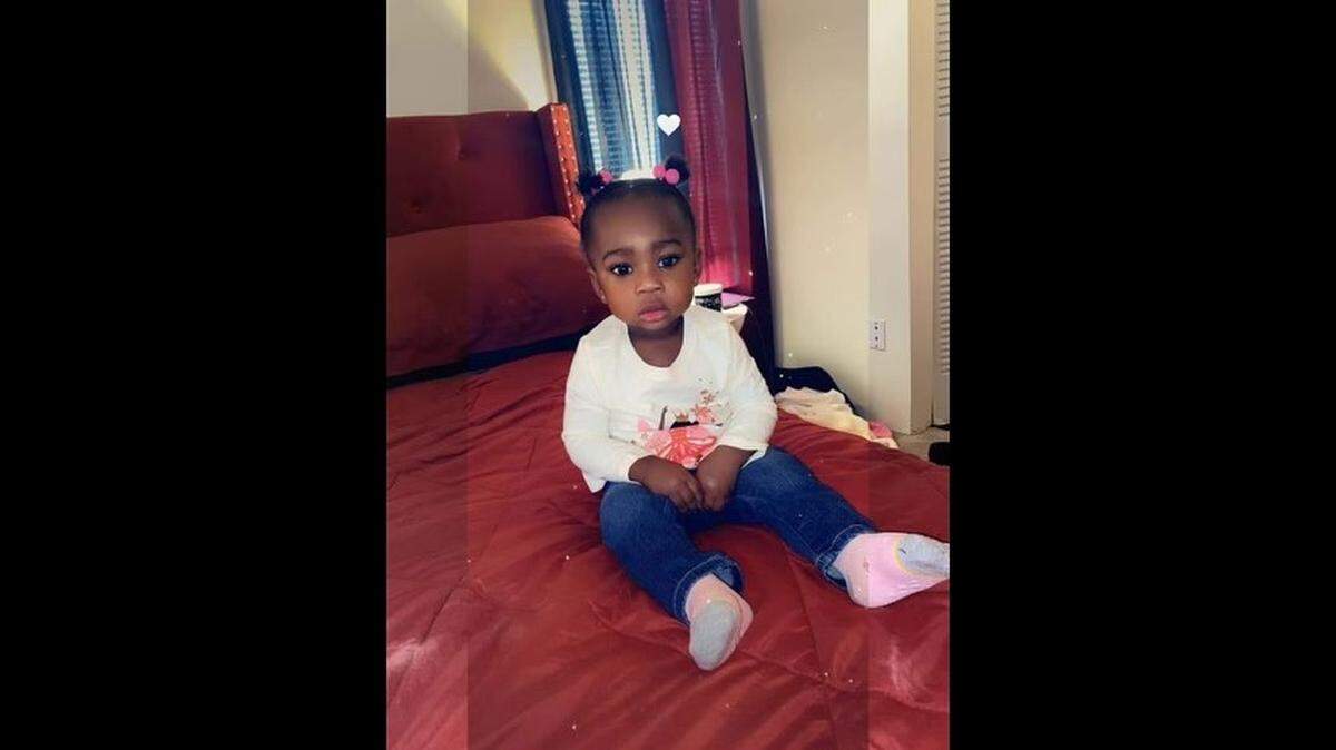 Kansas City police have issued an emergency alert seeking the public’s help with finding 2-year-old Khalecia K. Richards, who was kidnapped in a stolen car Tuesday evening.