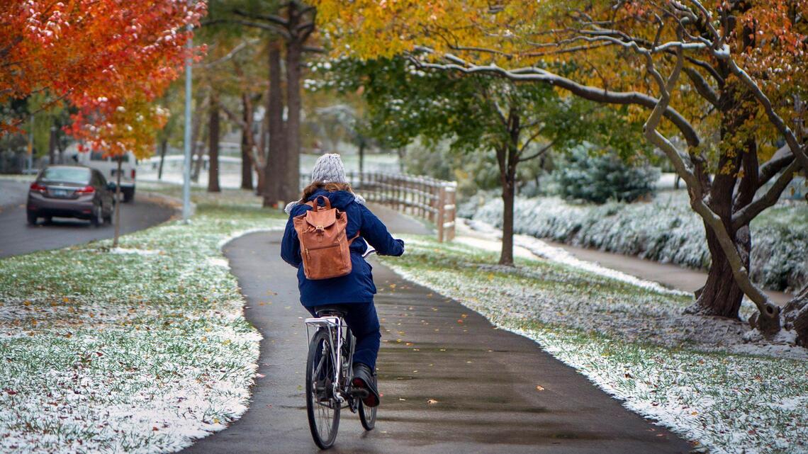 Kansas City weather: First snow of season falling in metro | Kansas ...
