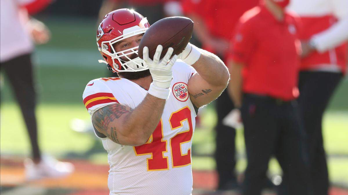 Kansas City Chiefs running back Anthony Sherman (42) before an NFL football game against the Tampa Bay Buccaneers Sunday, Nov. 29, 2020, in Tampa, Fla. (AP Photo/Mark LoMoglio)