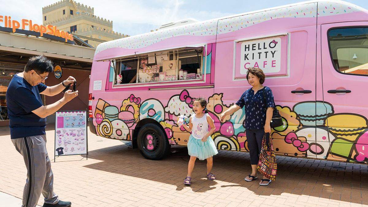 The Hello Kitty Cafe Food Truck is bringing special collectibles and treats to Johnson County Saturday.