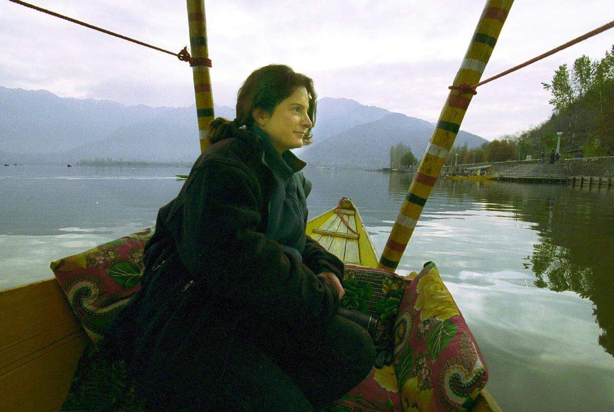 Ami Vitale, who has documented wars, wildlife and everything in between, will appear Jan. 24 at the Kauffman Center as part of National Geographic Live Presents.