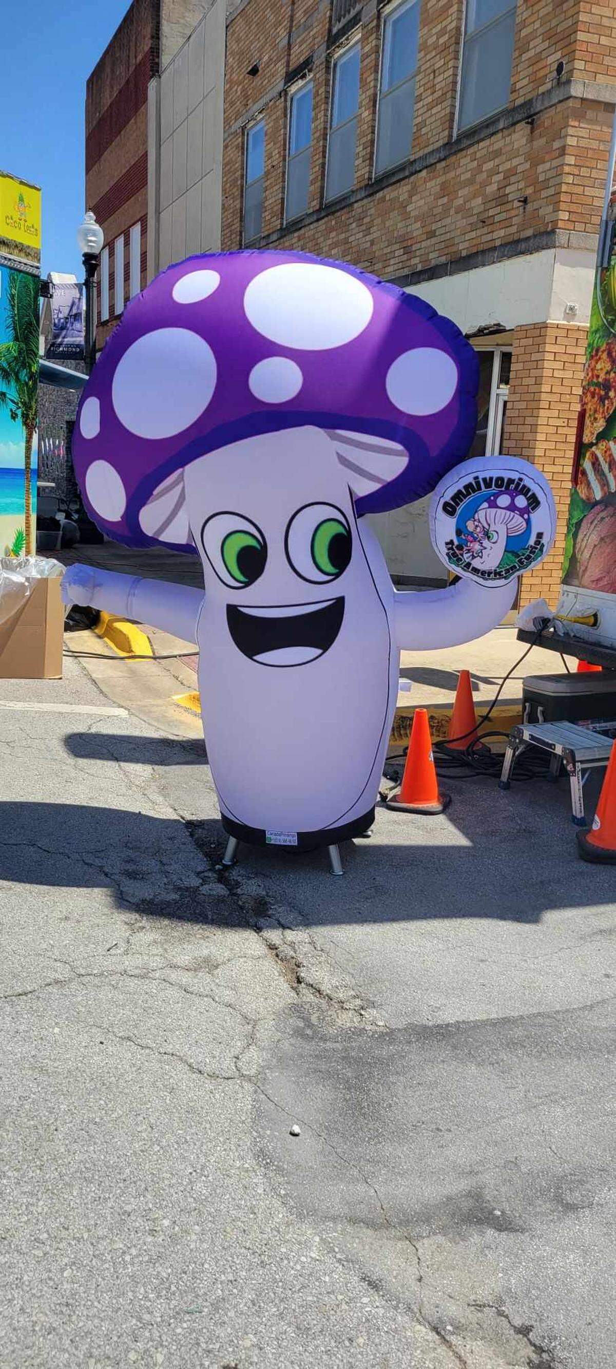 This way for deep-fried mushrooms!