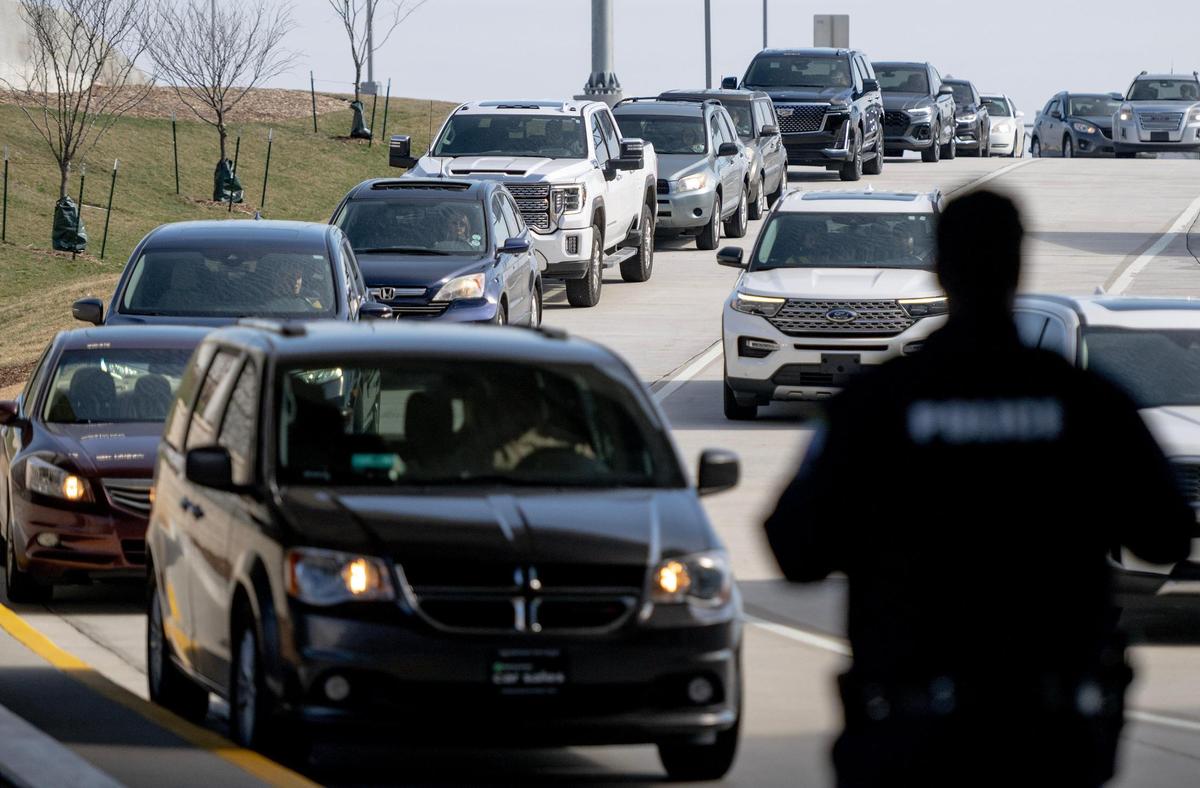 Traffic begins to backup before reaching the arrivals level pickup area at Kansas City International Airport on Sunday, March 5, 2023, in Kansas City.