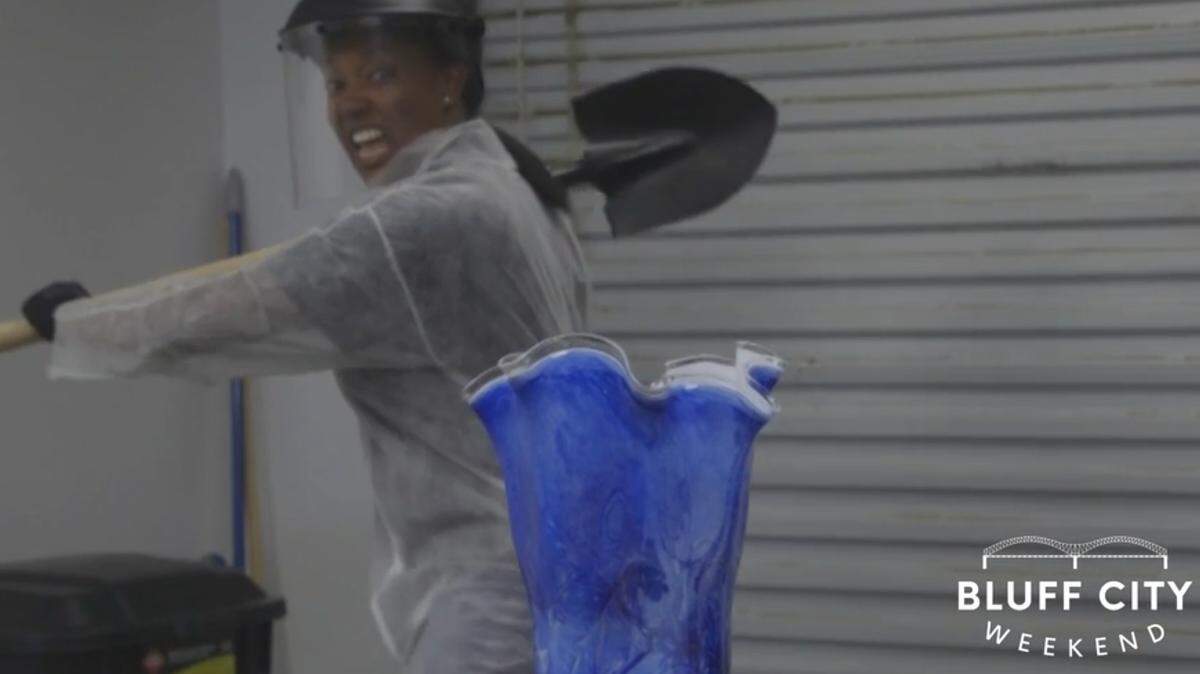 A ‘rage room” has opened in Hannibal, Missouri where people pay to swing a baseball bat or golf club at breakable objects. Across the country people are paying $25 and more to spend time in rooms like this called Craze in Memphis.