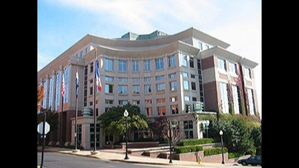 St. Charles County Courthouse